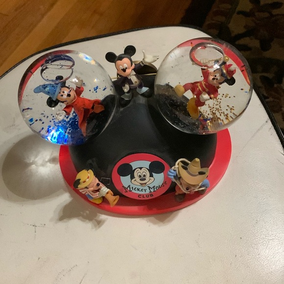 Mickey Mouse Club Musical Glitter Snow Globe - Picture 1 of 4